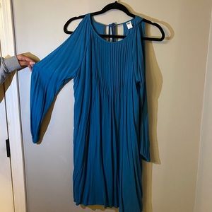 Off the Shoulder Blue Pleated Dress